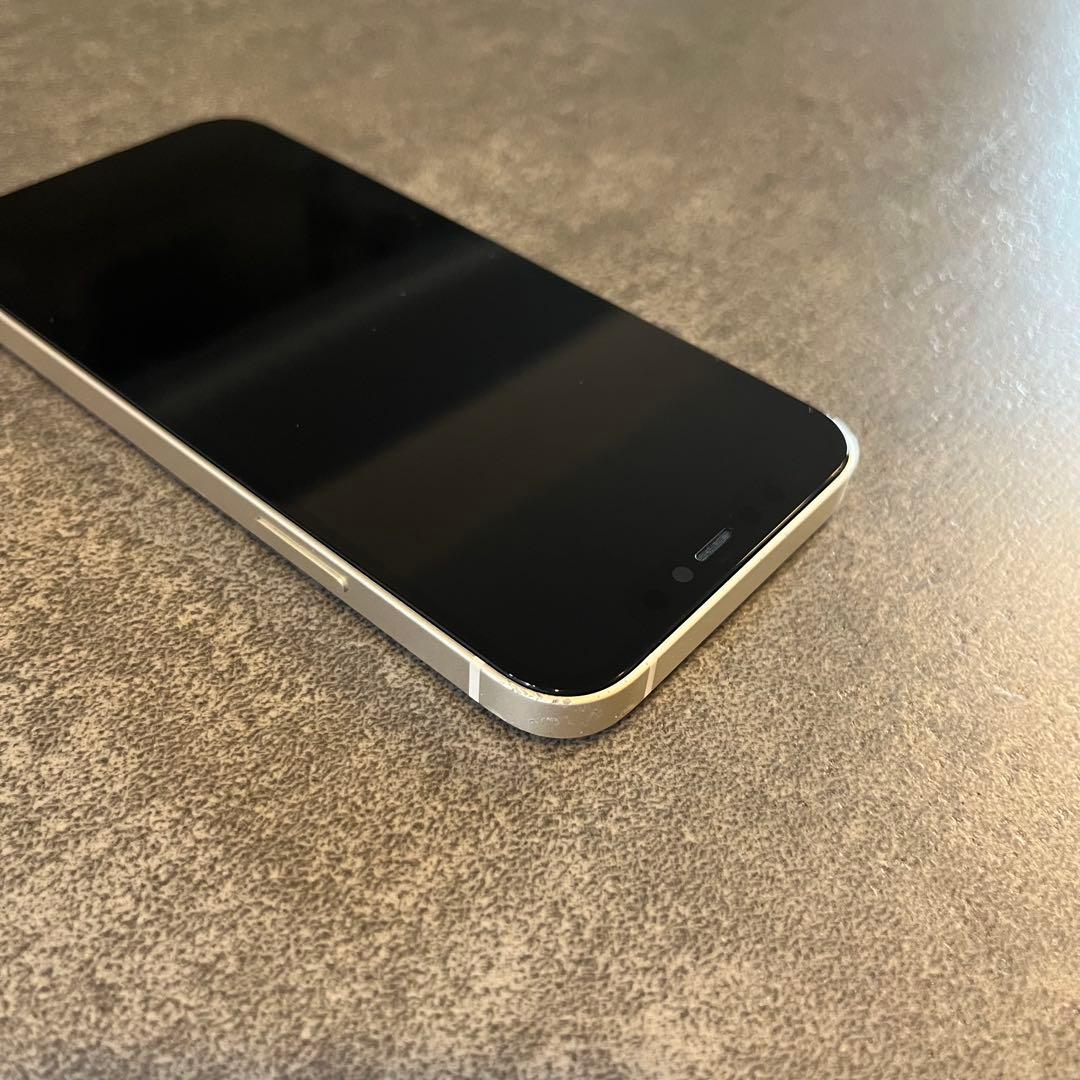 iPhone 12 64GB ホワイト SIMフリー バッテリー100％