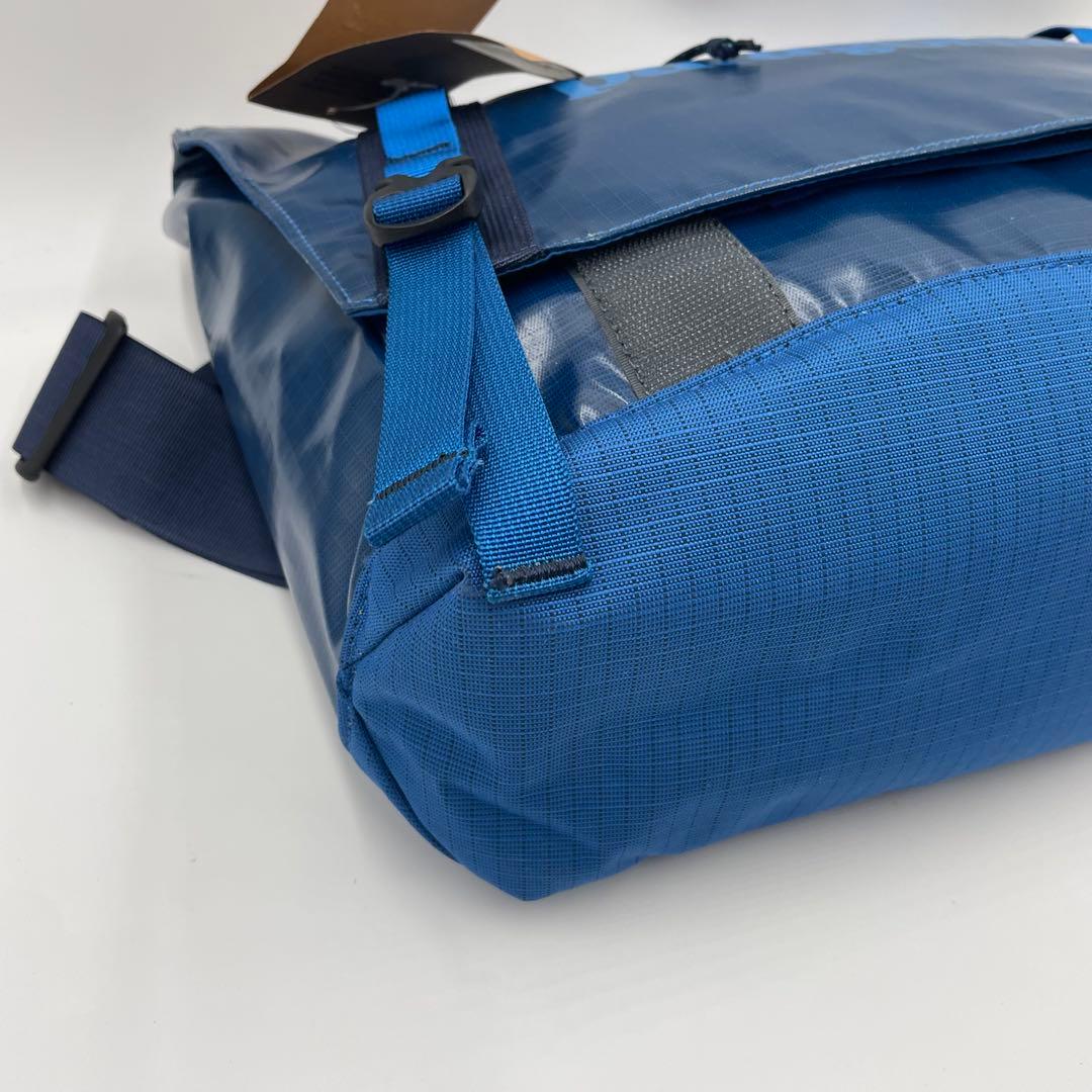 【新品未使用　廃盤品　激レア】パタゴニア　ブラックホール　メッセンジャーバッグ