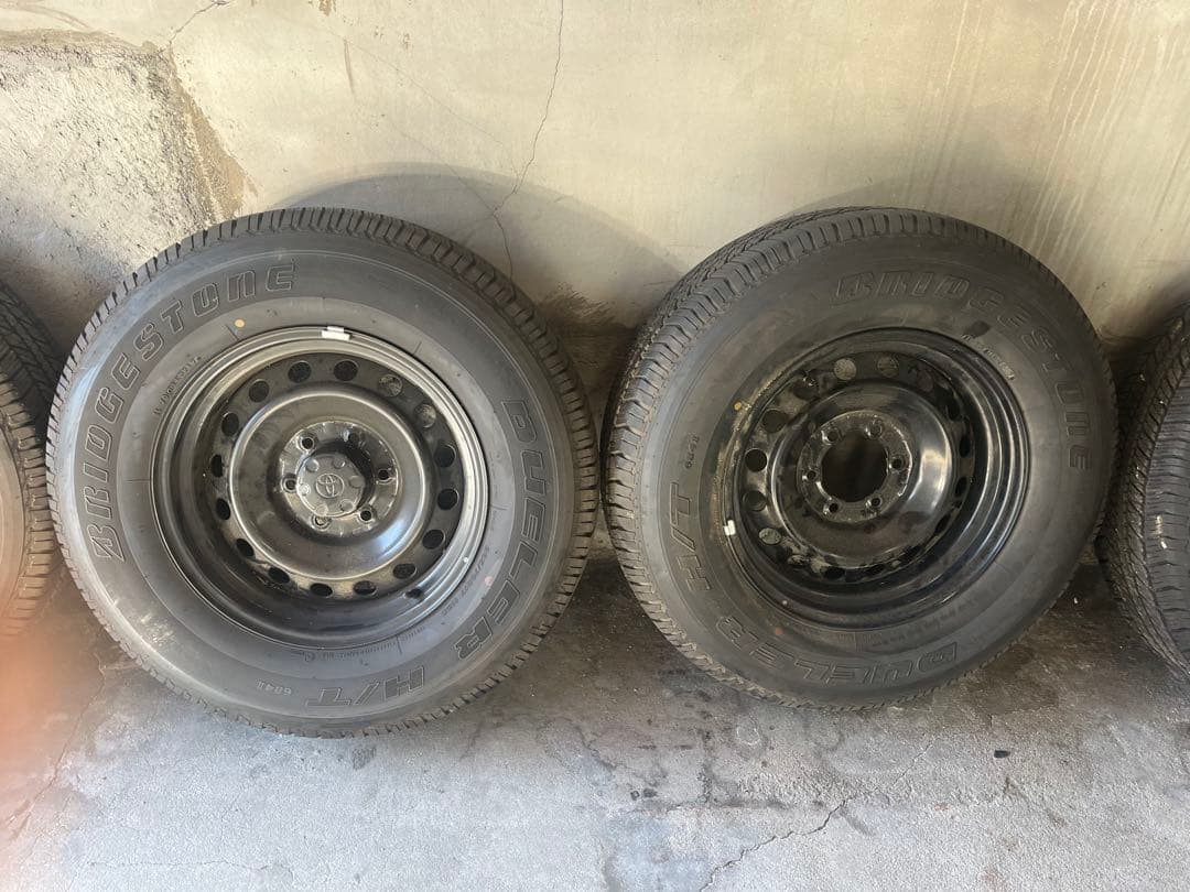 fjクルーザー純正ホイールタイヤセット　5本セット　引き取り限定で