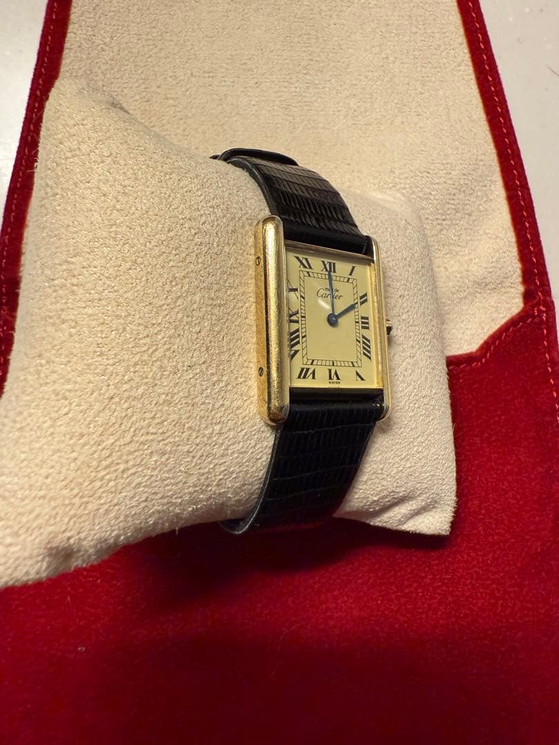 Cartier レクタングル 時計 ゴールド