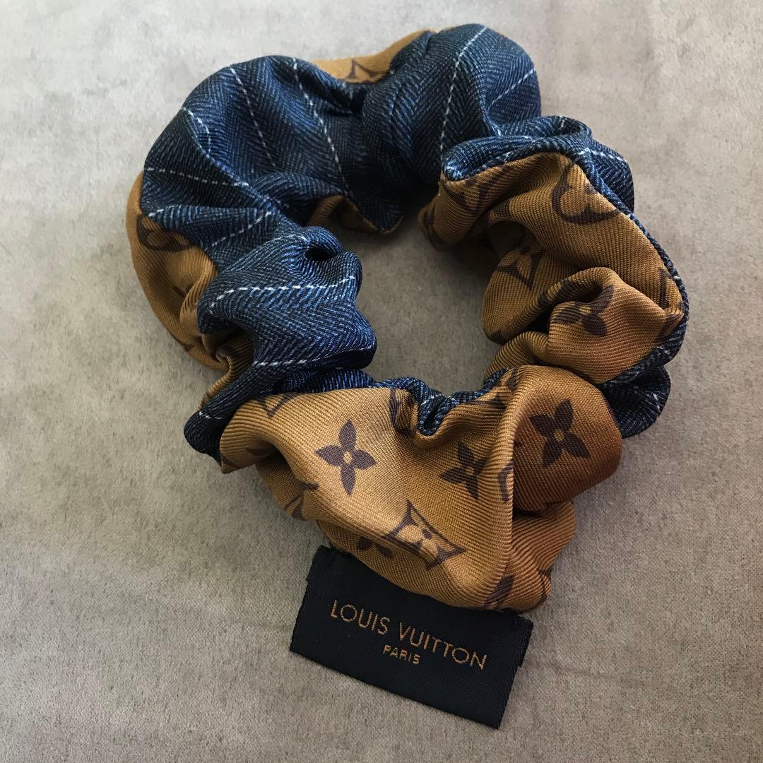 LOUIS VUITTON シュシュ　シルク100%