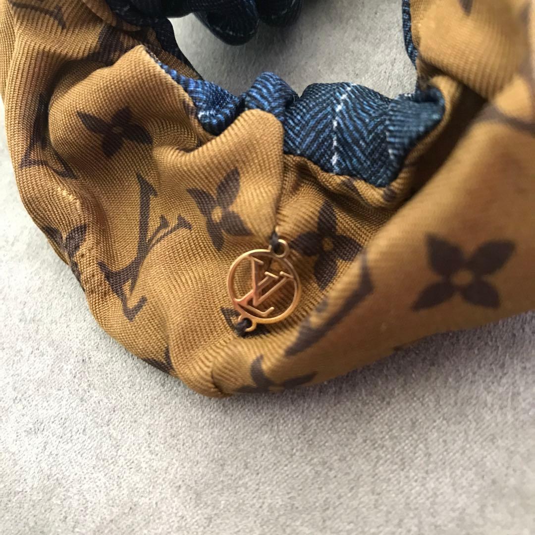 LOUIS VUITTON シュシュ　シルク100%