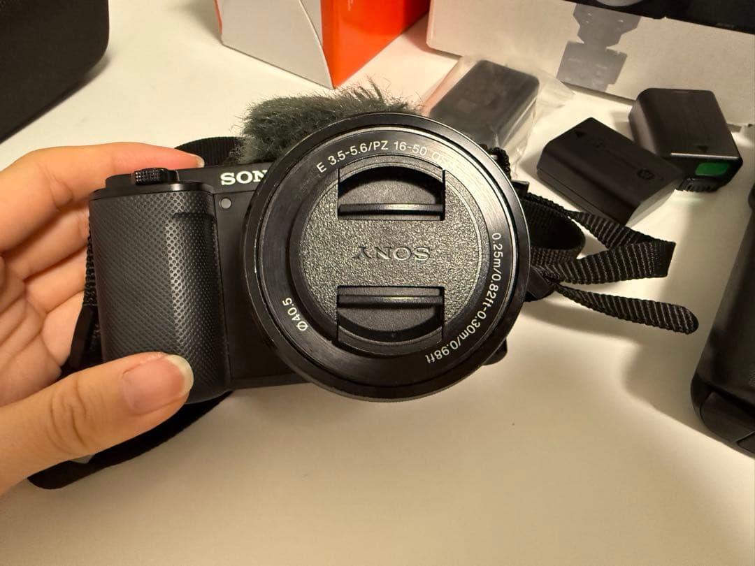 SONYZV-E10L パワーズームレンズキット+シューティンググリップ