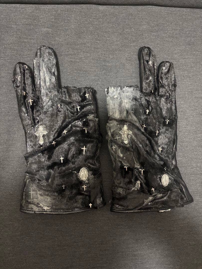 黒の十字架装飾レザーグローブ