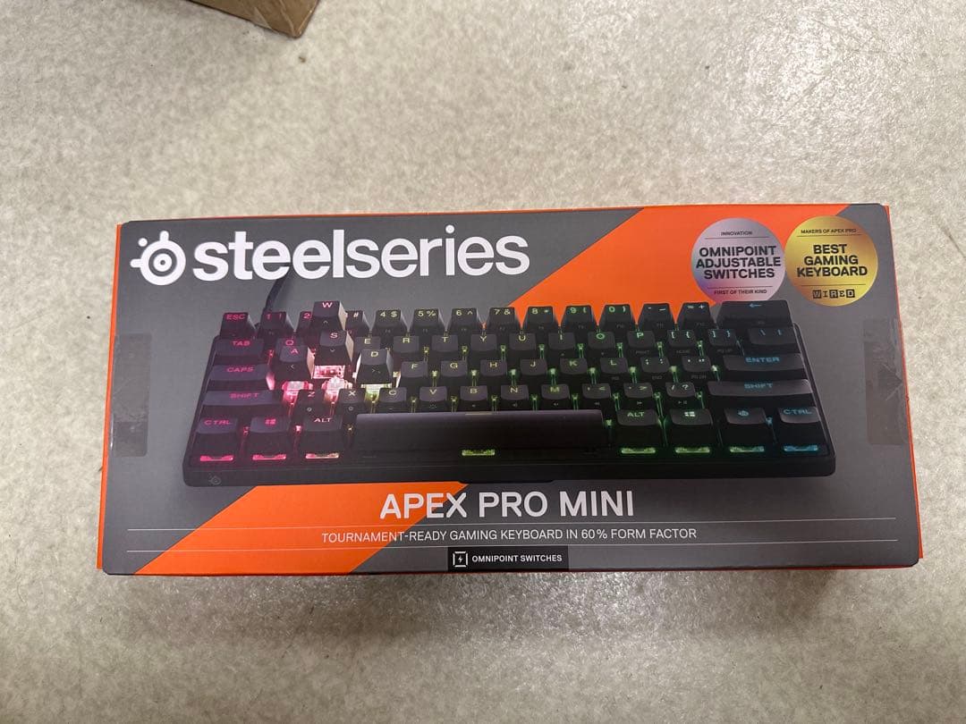 SteelSeries Apex Pro Mini 本体