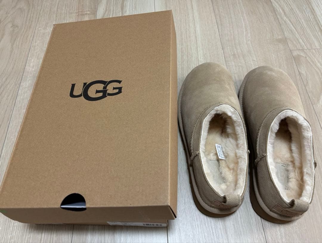 《美品》UGG CLASSIC MICRO サイズ8