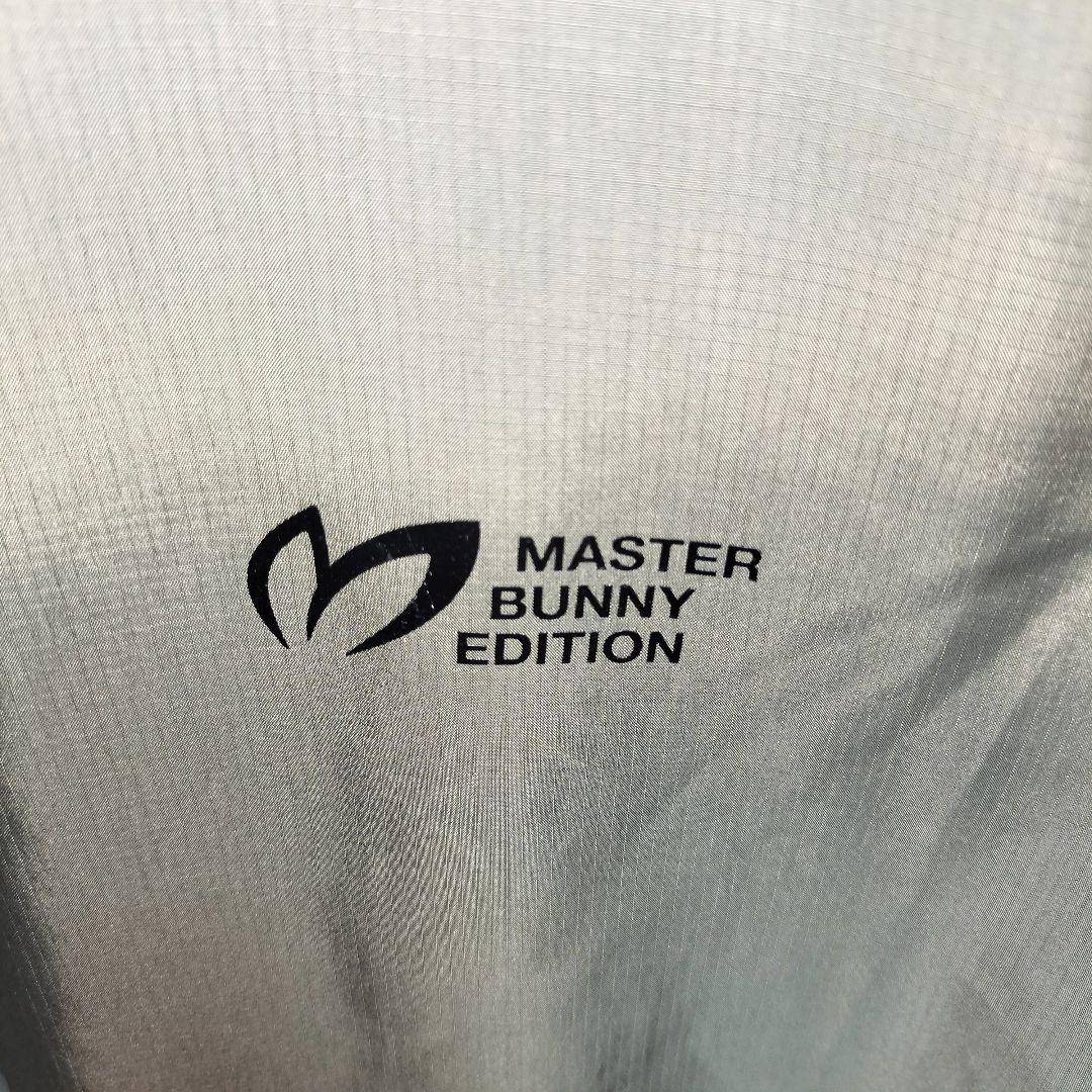 現行モデル マスターバニーエディション 裏地 スニード オリーブ　プルオーバー