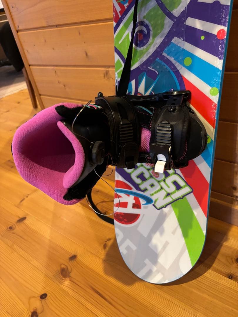 ロシニョールキッズスノーボード ビンディング 、ブーツ 、リーシュコードセット