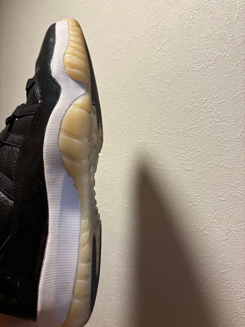 専用　完売品　エアジョーダン 11 レトロ LOW シューズ 31