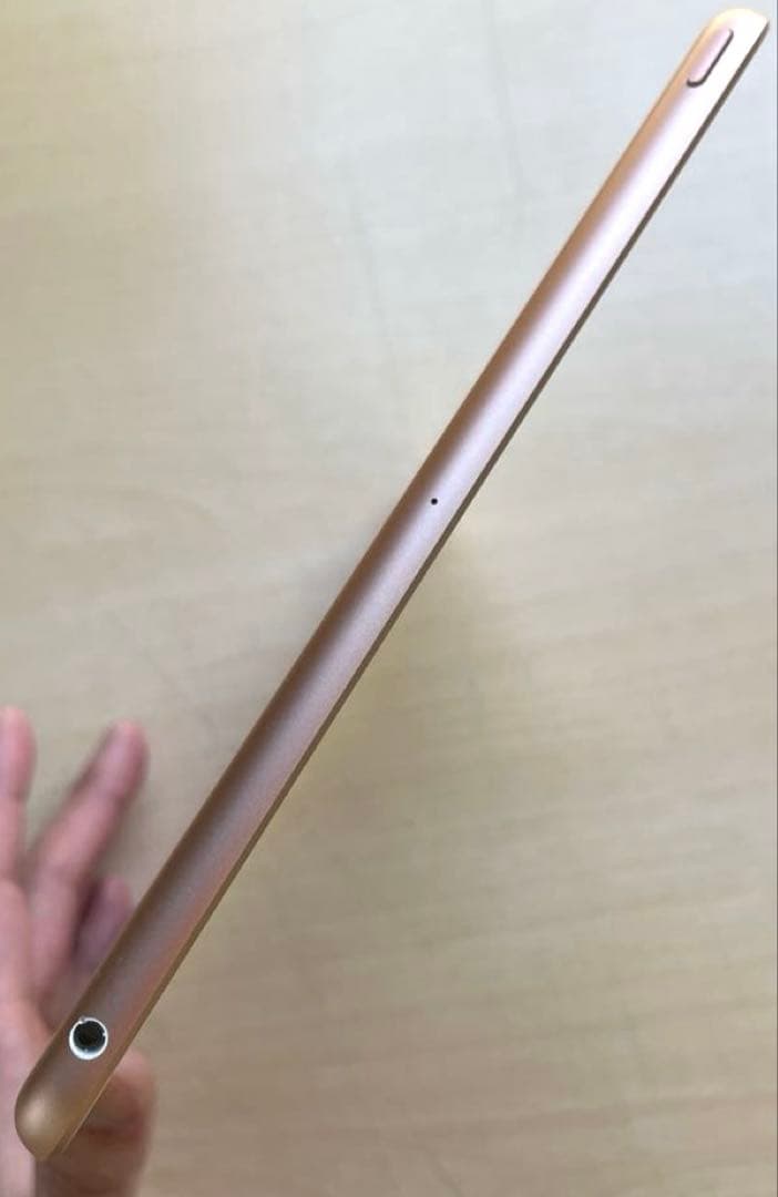 iPad 第7世代　A2197 Wi-Fiモデル　ゴールド　128GB 美品#4