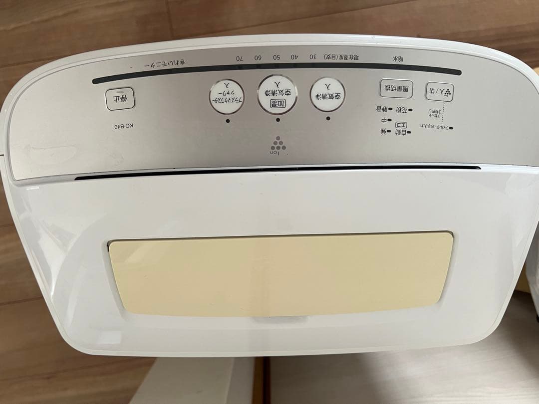 SHARP KC-B40-W 加湿空気清浄機　ホワイト系 未使用品