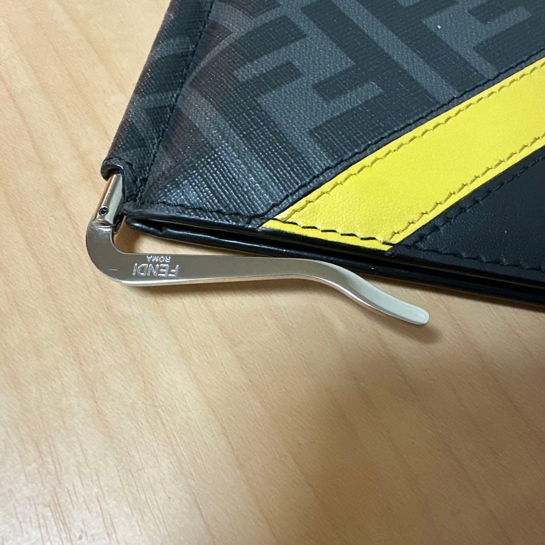 FENDI フェンディ　マネークリップ　ズッカ　ダイアゴナル　イエローライン