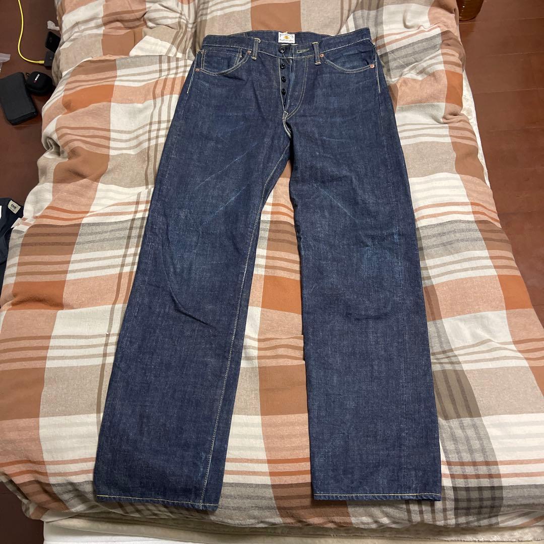 Fellows 451ジーンズ　32インチ