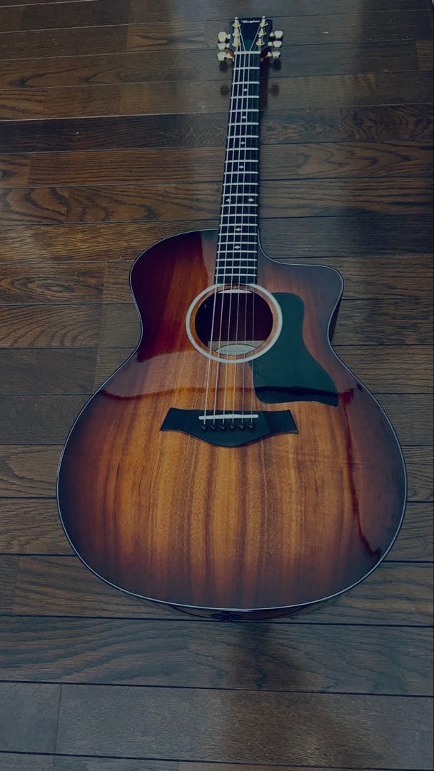 美品　Taylor（テイラー）224ce Koa DLX