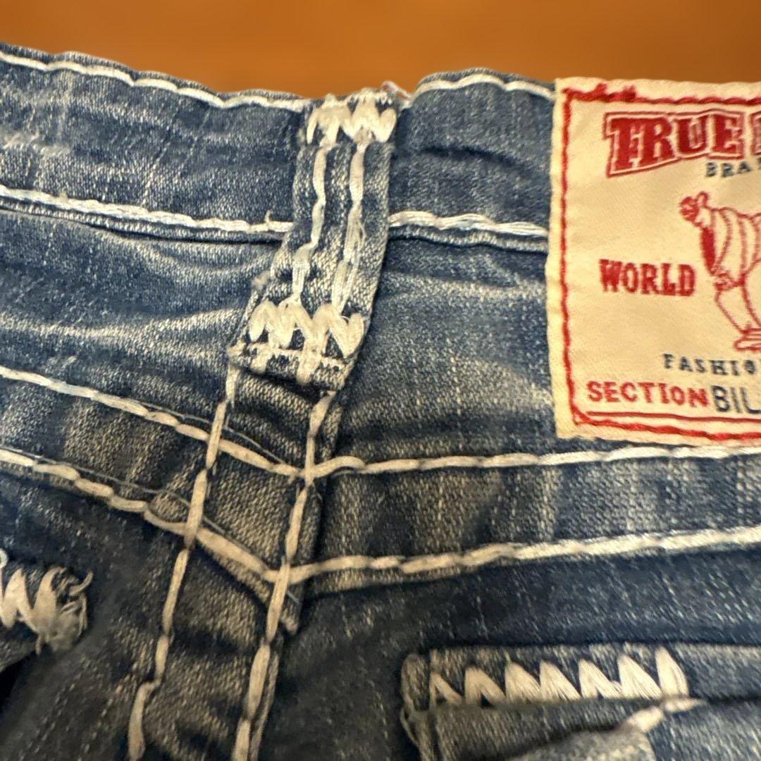 TRUE RELIGION ストレートブルーデニムBIG T 白ステッチ　正規品