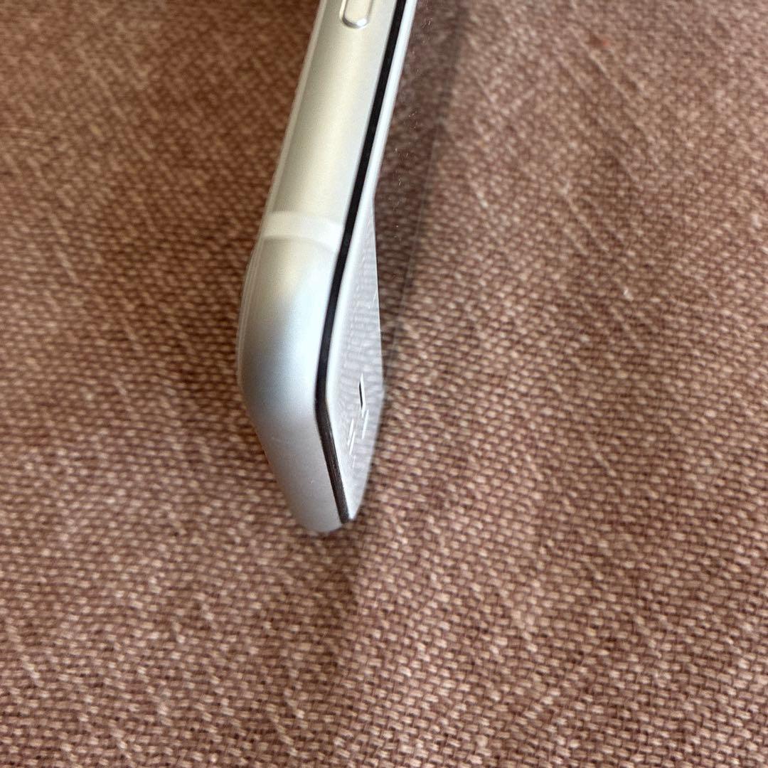 Apple iPhone SE2 ホワイト 本体　カバー付き　箱付き