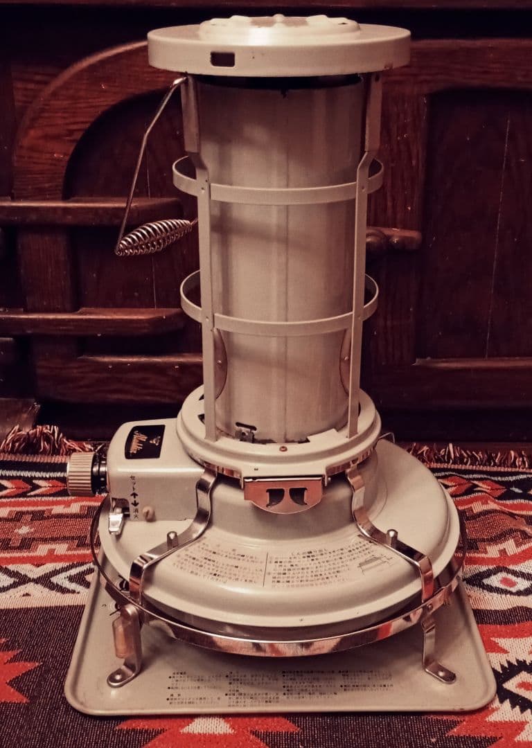 アラジンストーブ、メンテナンス済。グリーン。