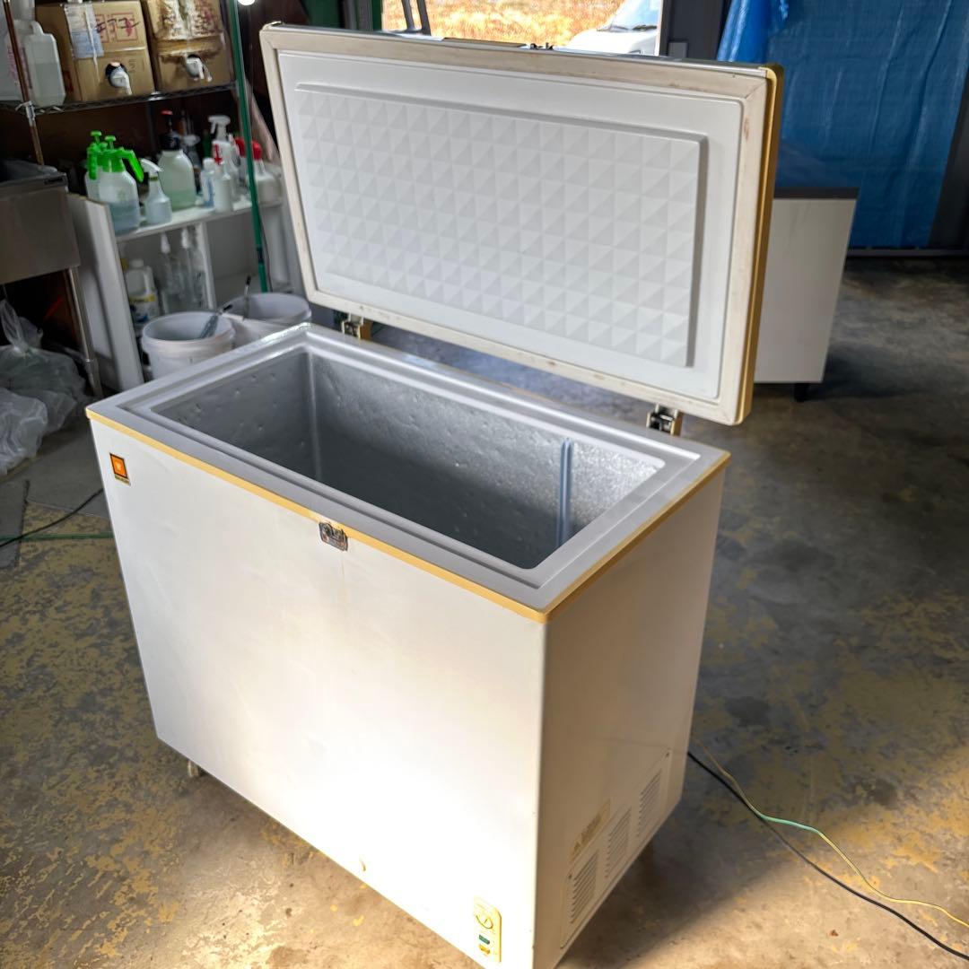 REMACOM レマコム　冷凍庫 型番RRS-210CNF