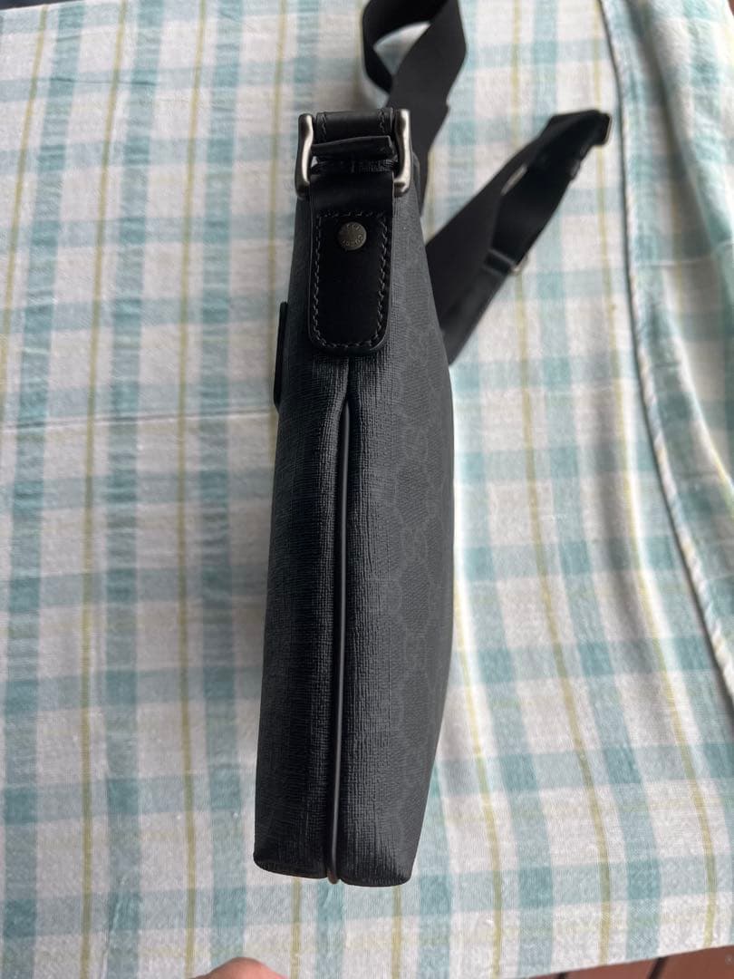 新品未使用品　GUCCI グッチ GGスプリーム　メッセンジャーバッグ