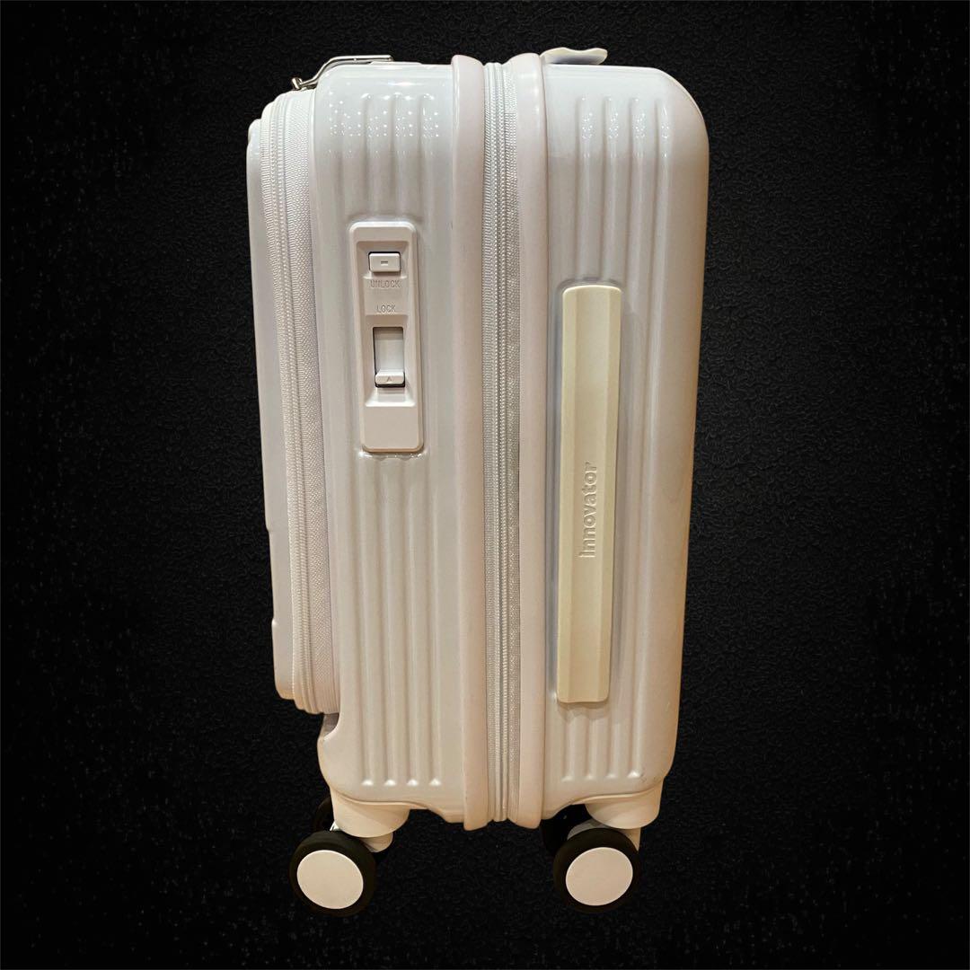 新品級✨innovator INV30 ホワイト キャリーケース 21L
