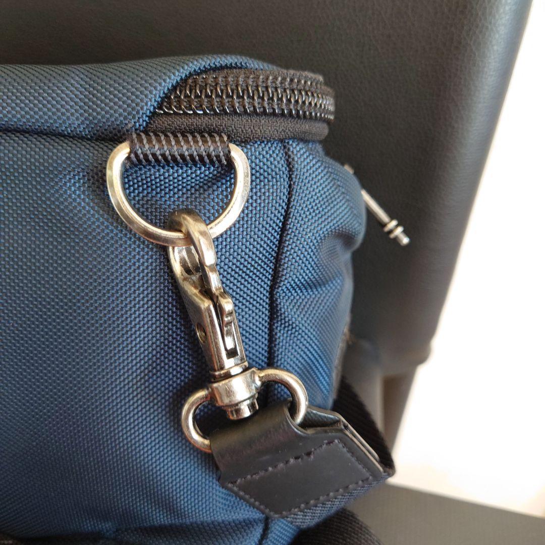 【正規品超美品】TUMI 232399NVYRE ケリー スリングバッグ