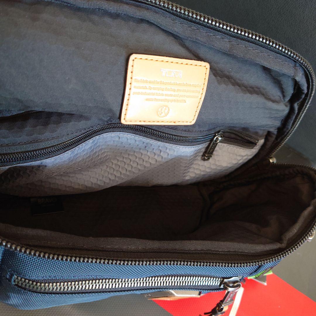 【正規品超美品】TUMI 232399NVYRE ケリー スリングバッグ