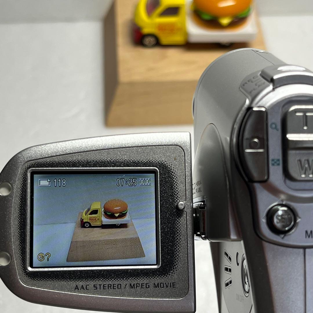 ☆美品☆SANYOデジタルムービーカメラXacti DMX-C1(S)人気稀少品