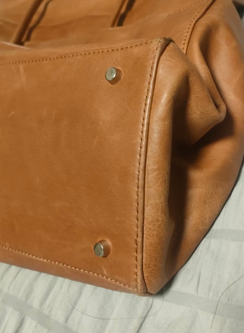 ウィムガゼット Hoaw. 牛革 フラップボストンバッグ ヴィンテージ加工