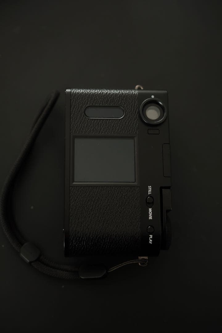 デジタルカメラ FUJIFILM FUJIFILM X-HF1 X half (BLACK)