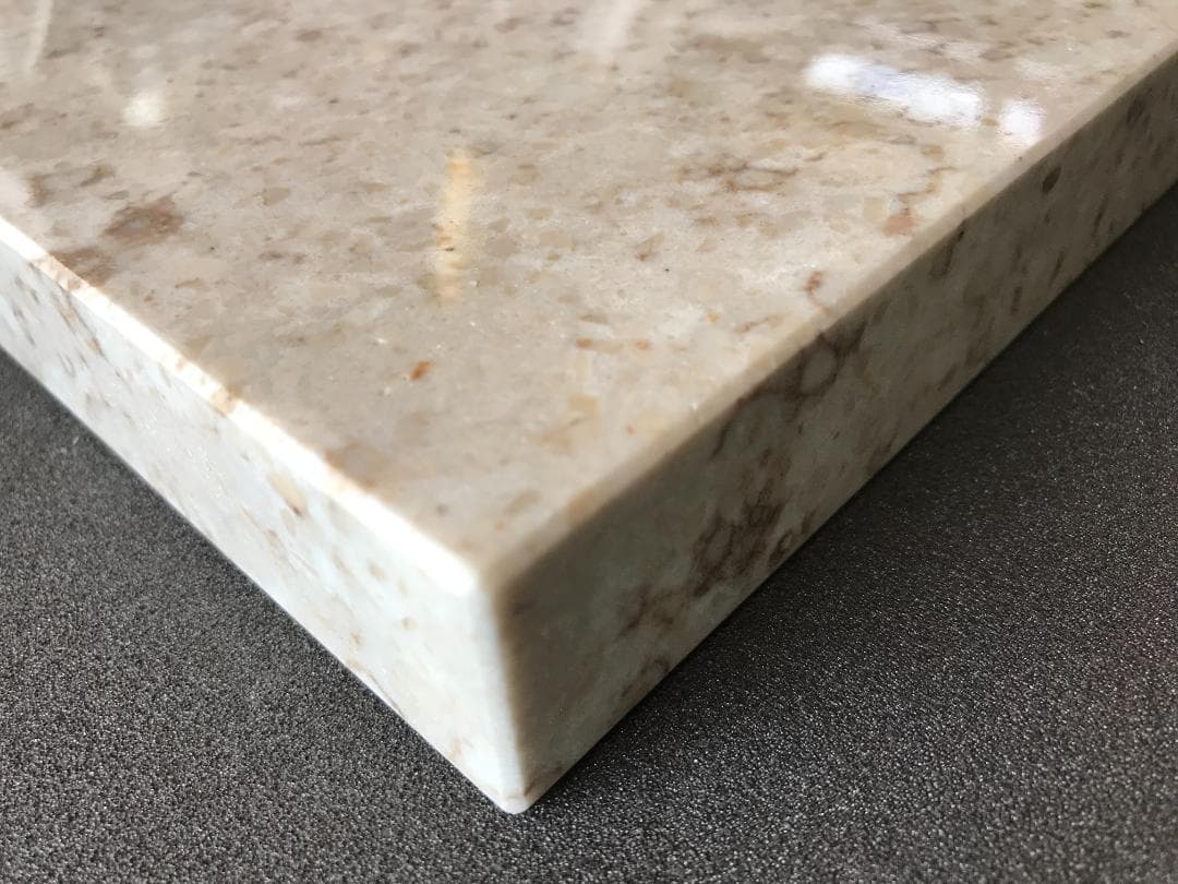 イタリア製大理石 ベージュオーディオボード●300×300×30●5面磨き●2枚