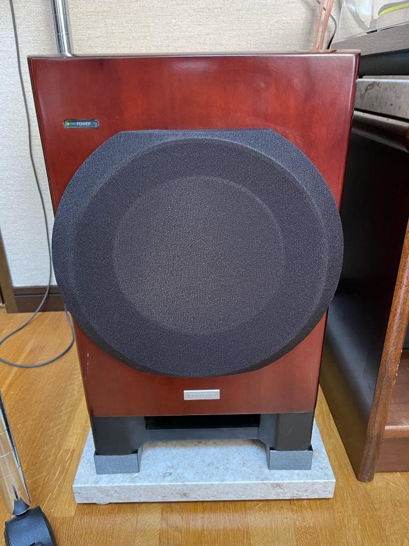 イタリア製大理石 ベージュオーディオボード●300×300×30●5面磨き●2枚