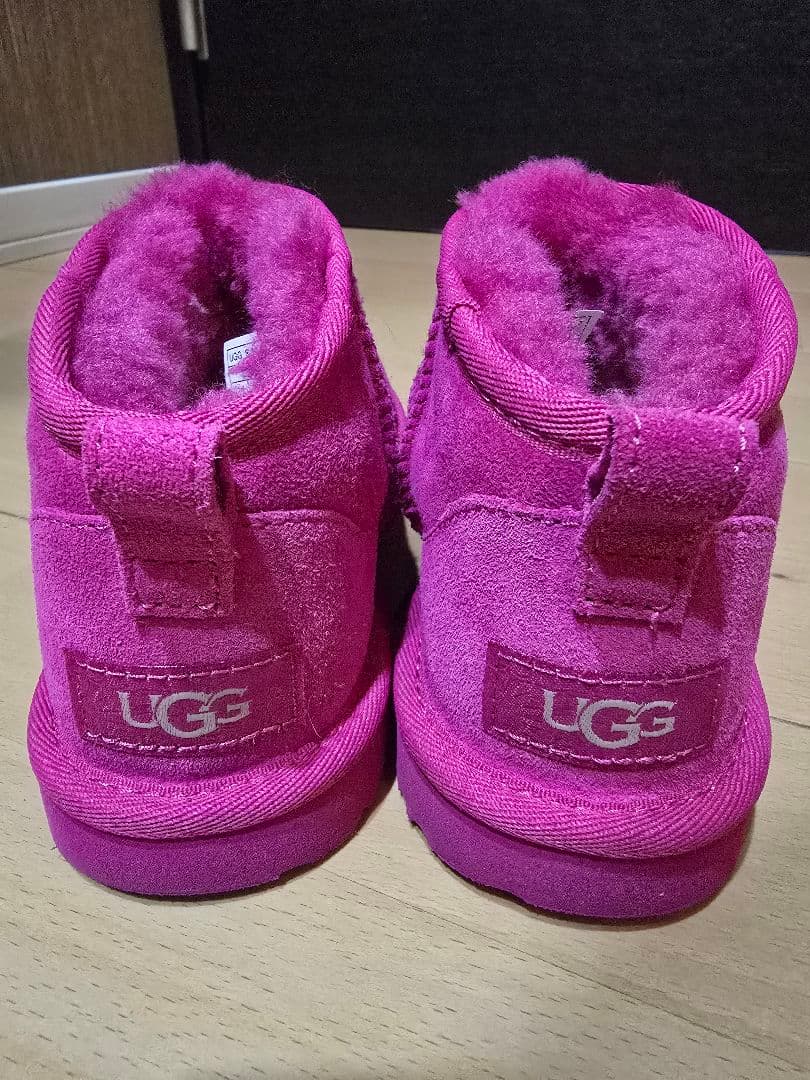 UGG ムートンブーツ クラシック ウルトラ ミニ キッズ ピンク 21cm