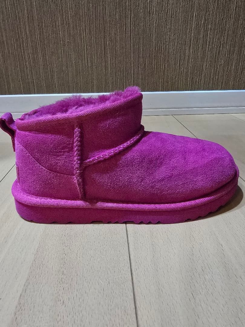 UGG ムートンブーツ クラシック ウルトラ ミニ キッズ ピンク 21cm