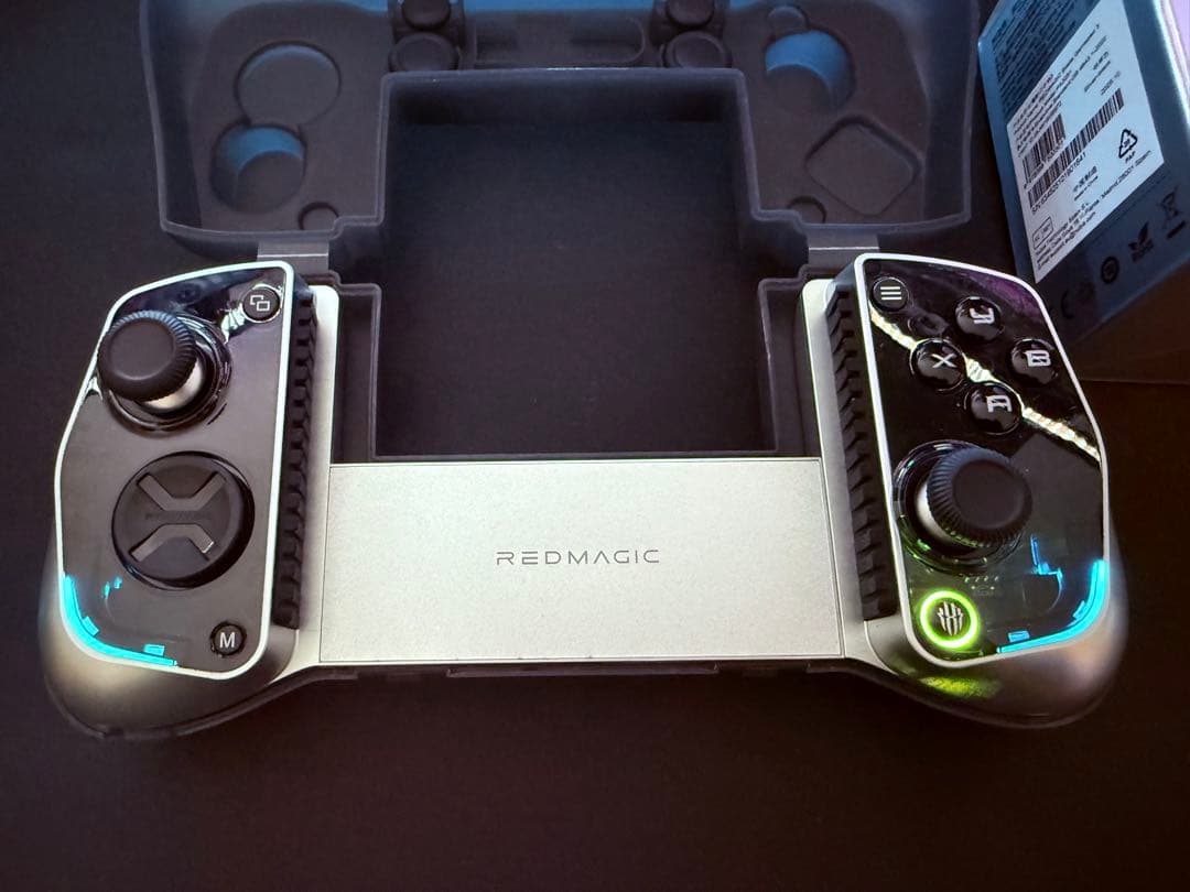 REDMAGIC SHADOW BLADE 03スマホ用コントローラー