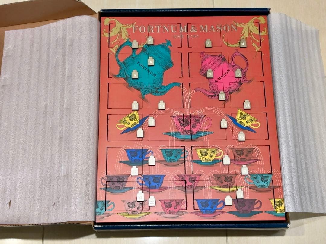 Fortnum & Mason アドベントカレンダー