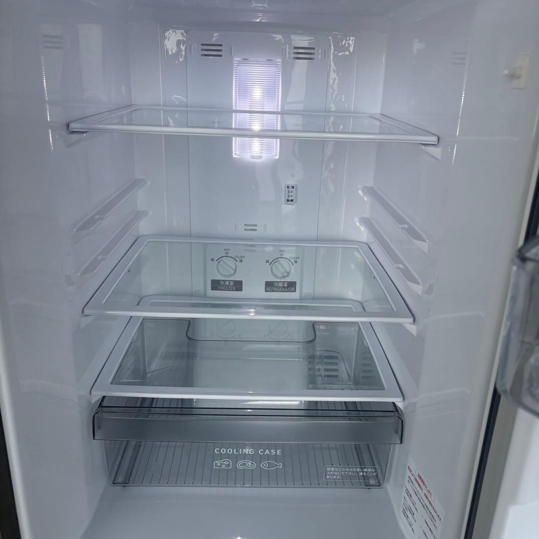 三菱2025年製146L冷蔵庫 マットチャコール 極美品 mr-p15k-h