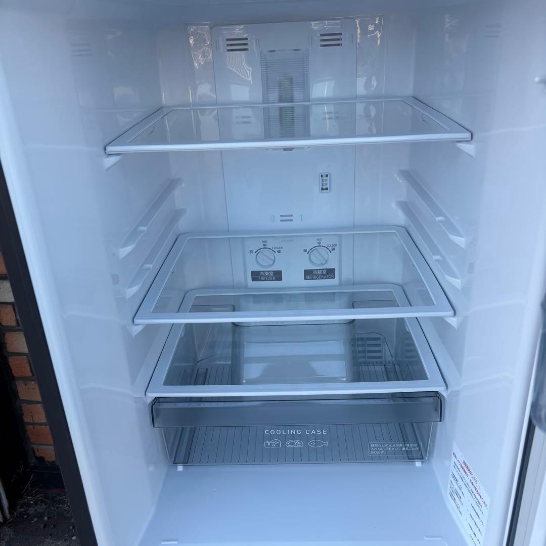 三菱2025年製146L冷蔵庫 マットチャコール 極美品 mr-p15k-h