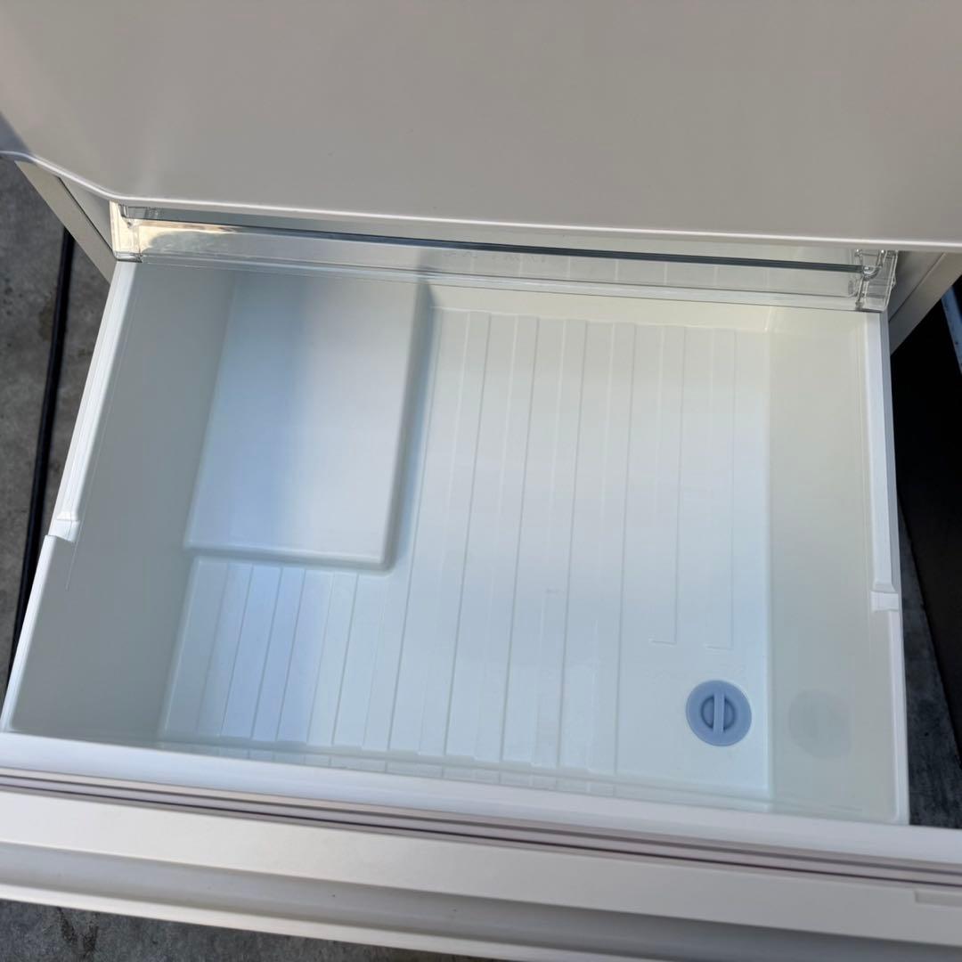 253⭐️2024年製美品★東芝　冷蔵庫　大型　3ドア　自動製氷　ホワイト