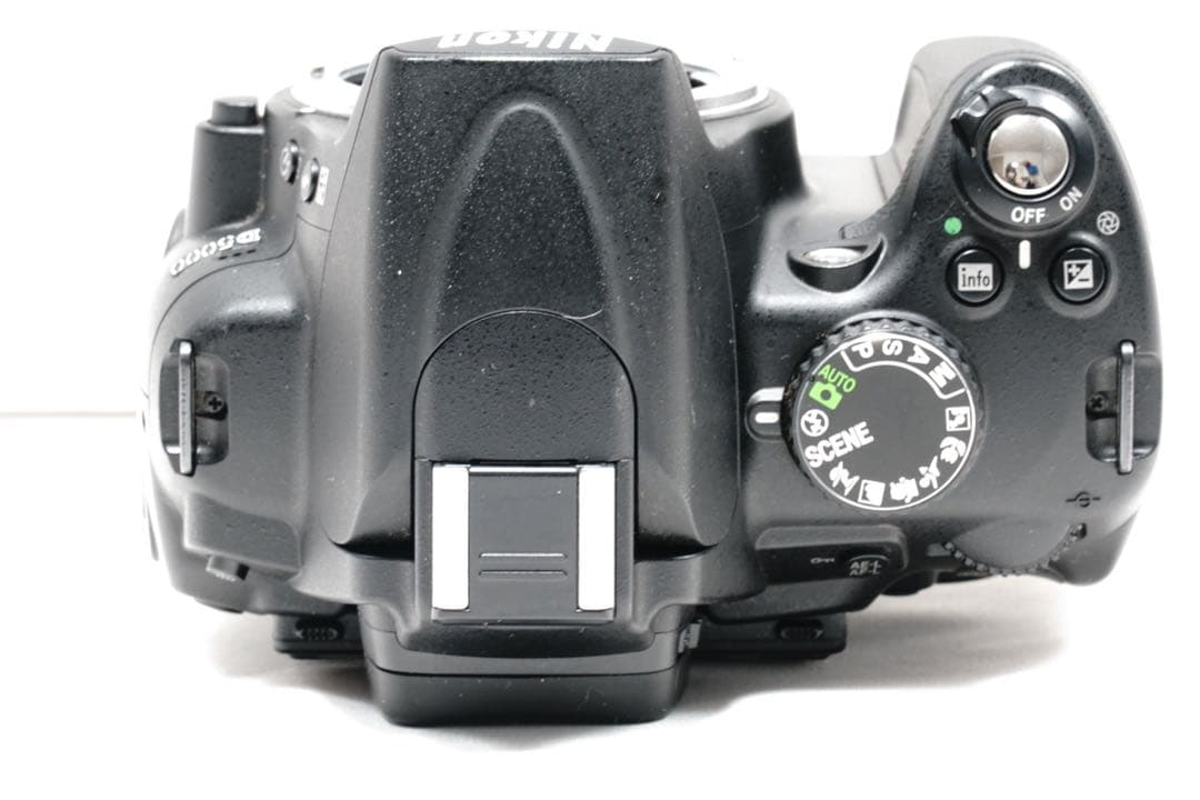 Nikon D5000♥️レンズセット 初心者おすすめ スマホ転送 一眼レフ