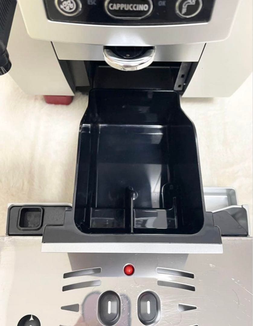 希少 大人気 デロンギ マグニフィカS カプチーノ ECAM23460S