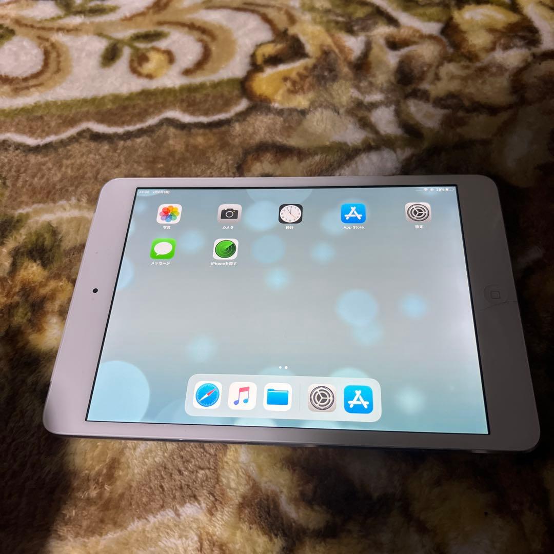Apple iPad mini シルバー 7.9インチ 本体