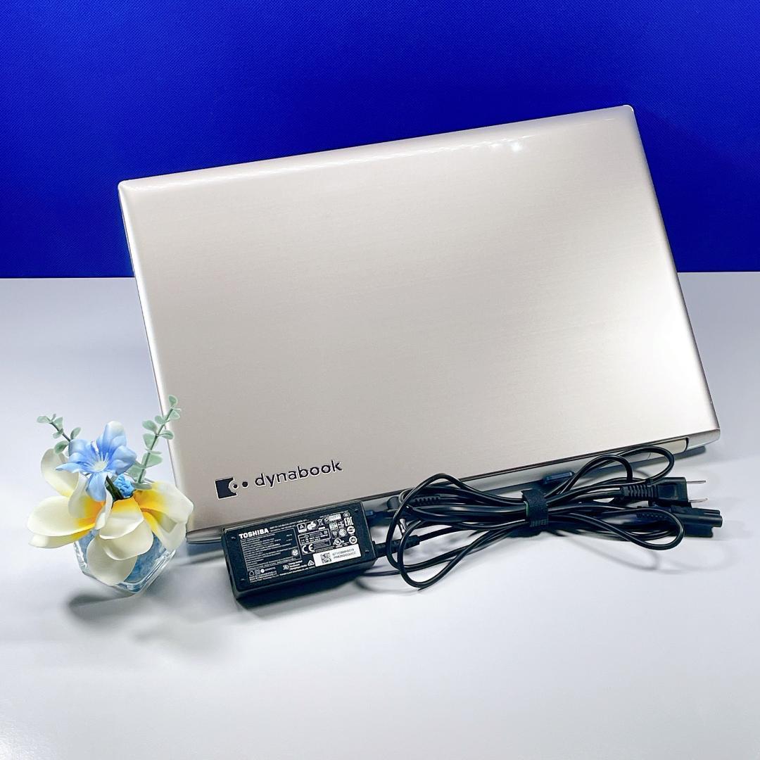 ブルーレイやユーチューブ視聴に！快適SSD✨Win11ノートパソコンカメラ付薄型