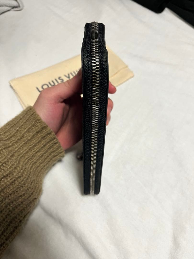 ルイヴィトン モノグラム　エクリプス　ジッピーウォレットヴェルティカル