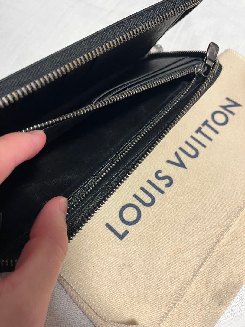ルイヴィトン モノグラム　エクリプス　ジッピーウォレットヴェルティカル