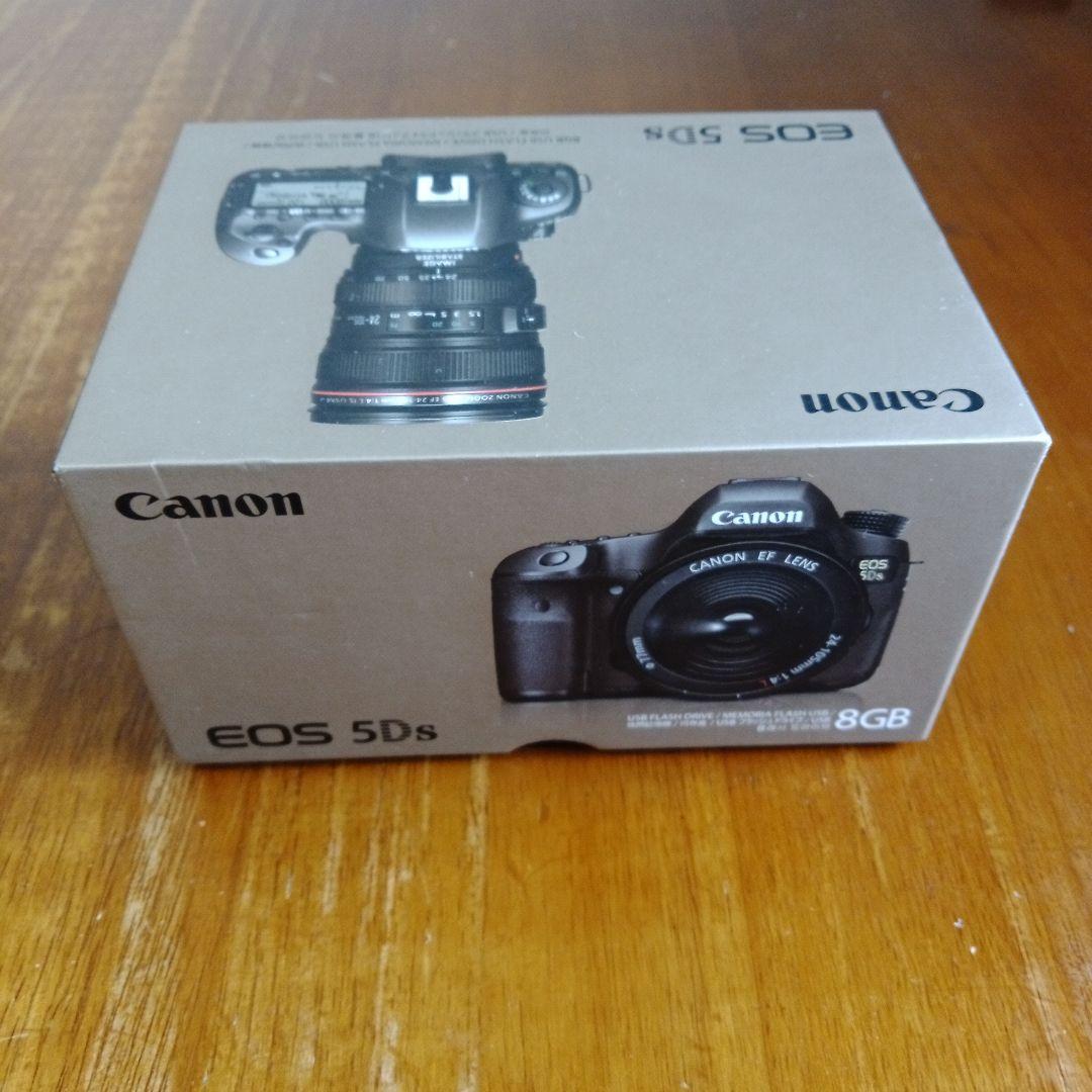 Canon EOS 5Ds＋IXUS 1000HS ミニチュアカメラ