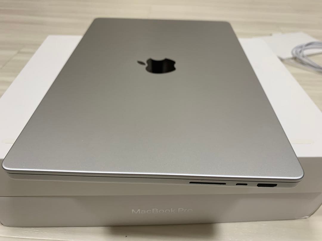 MacBook本体 Apple MacBook Pro 14 M2Pro USKey 512GB