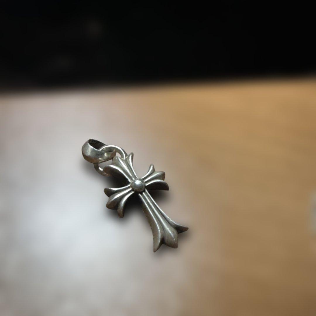 十字架ネックレス