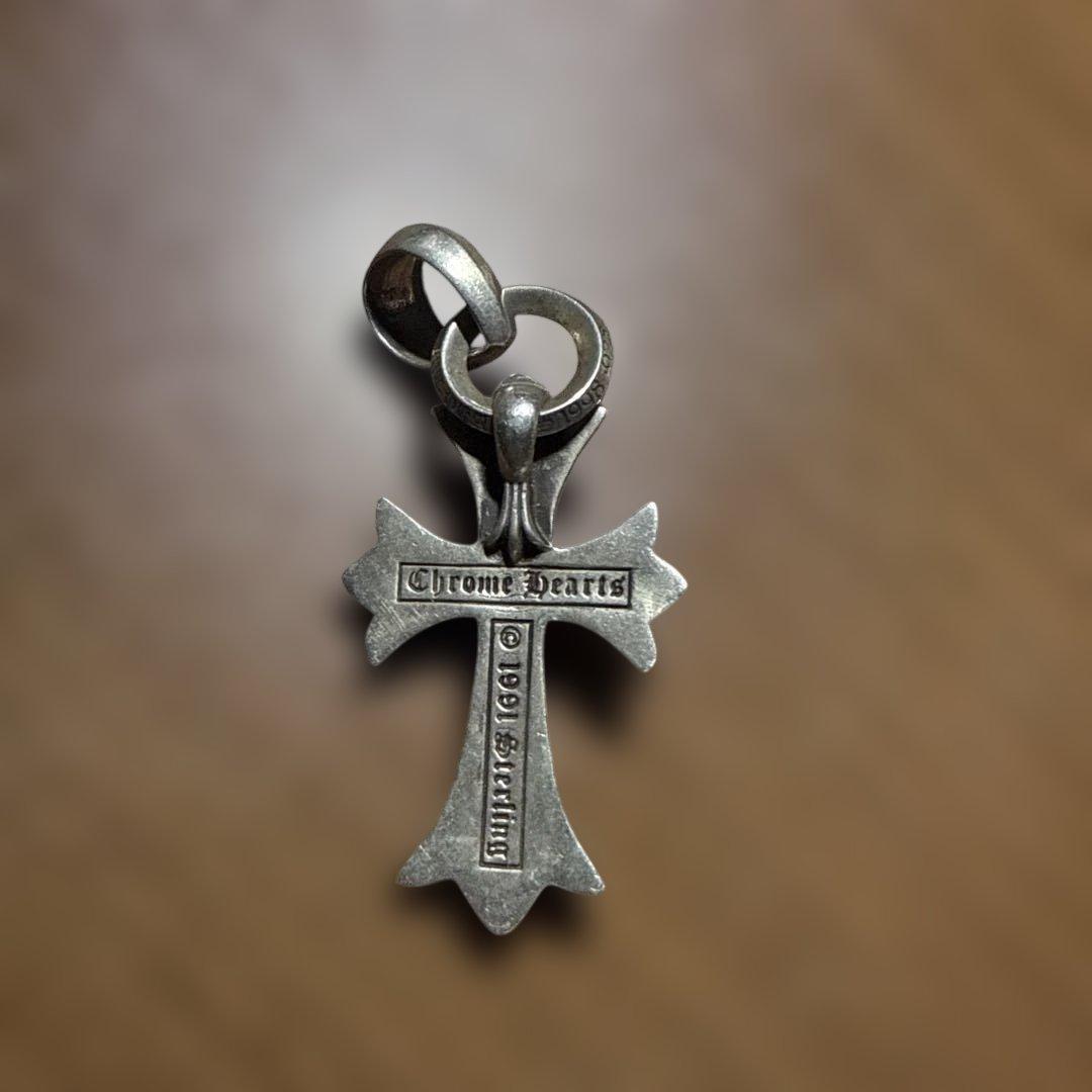 十字架ネックレス