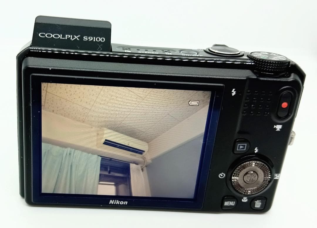 NikonCoolpix S910012.1Mp18x Zoom 黒充電器付き