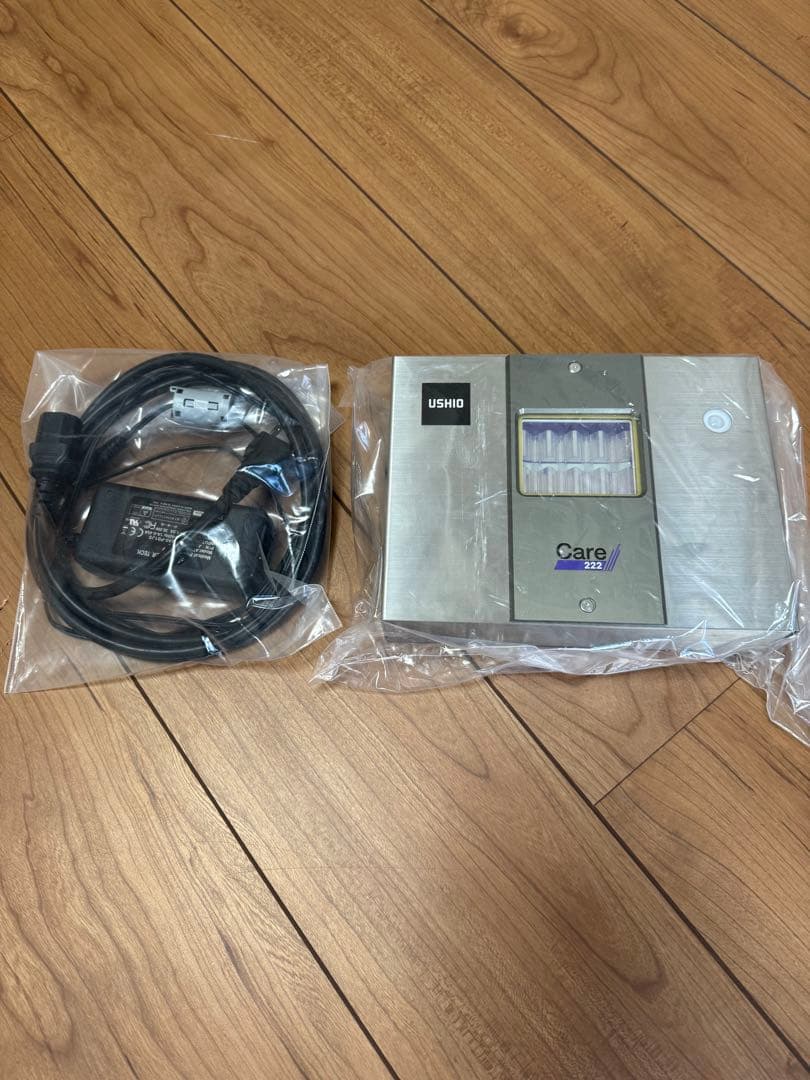 【美品】USHIO 紫外線照射　除菌装置 CARE222